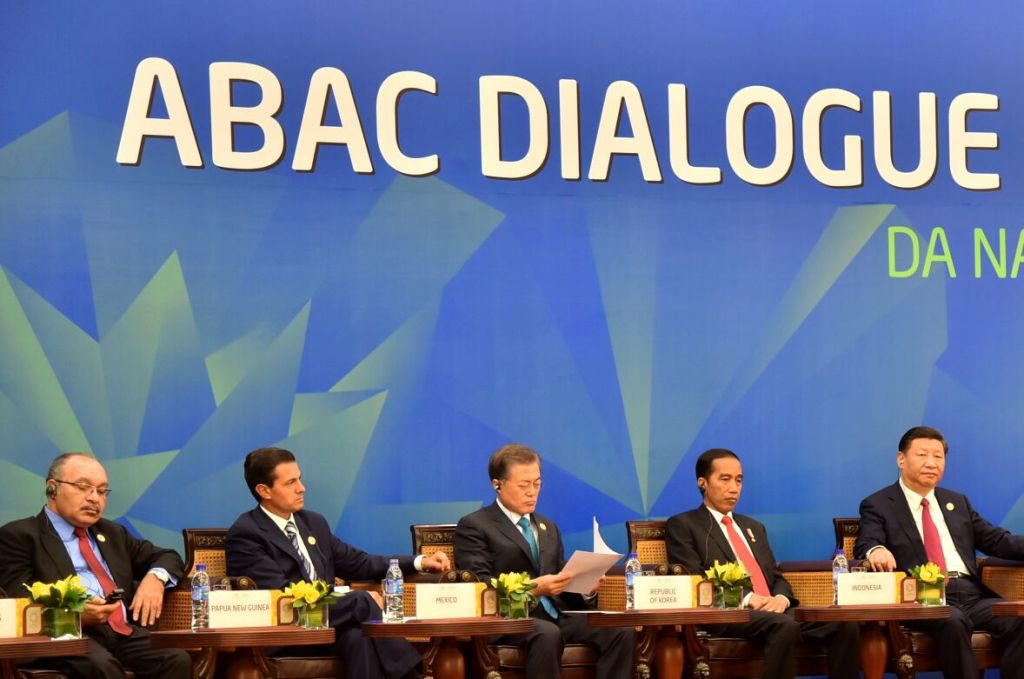Presiden Joko Widodo (kedua dari kanan) dalam ABAC Dialogue. (FOTO: dokumentasi Setkab)