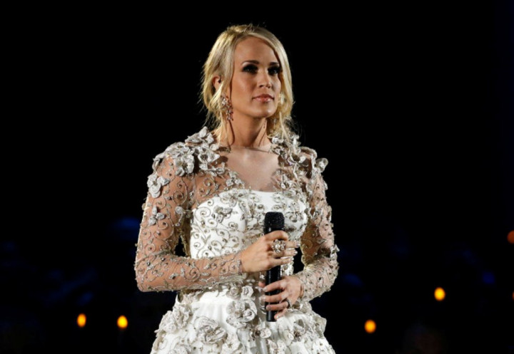 Alami Cedera, Kondisi Carrie Underwood Kini Telah Membaik