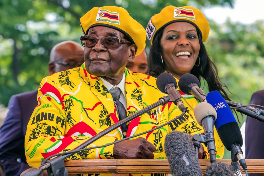 Militer Zimbabwe menyebutkan bahwa mereka mengincar penjahat di sekitar Presiden Robert Mugabe (Foto: AFP).