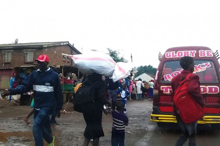 Kekisruhan Politik di Zimbabwe WNI Diimbau Hindari Kerumunan