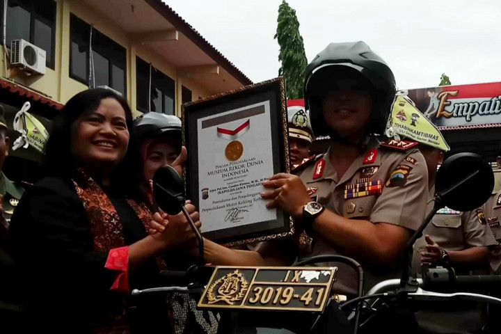 103 Perpustakaan Motor Keliling Polres Brebes Diganjar Rekor MURI