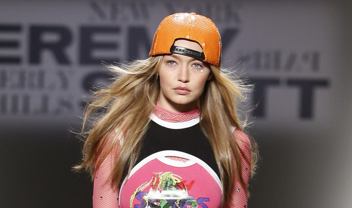 Bermasalah di Tiongkok, Gigi Hadid Mundur dari Peragaan Busana