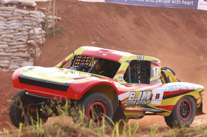 Navigator Balap Mobil Pun Punya Kurikulum