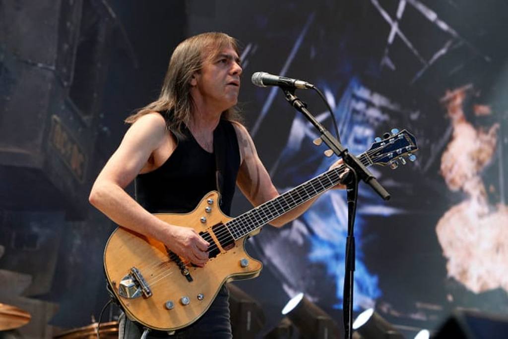 Kepergian gitaris Malcolm Young meninggalkan duka tersendiri di kancah musik rock.  (Foto: Complexx)