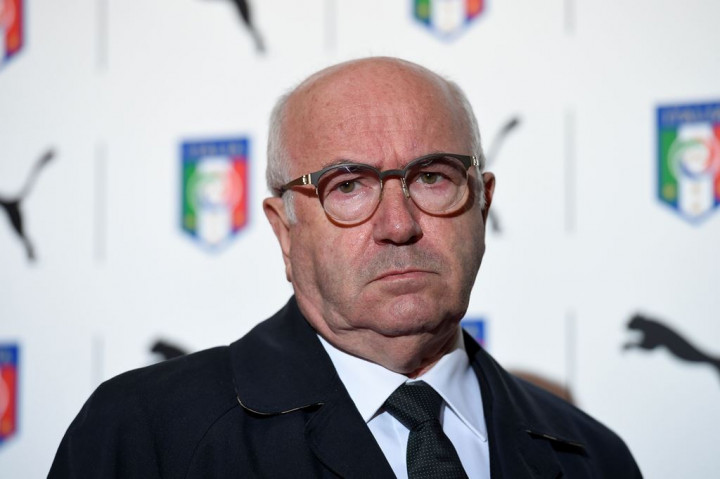 Carlo Tavecchio Resmi Mundur sebagai Presiden FIGC