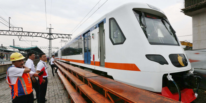 Kereta Bandara Meluncur Awal Desember