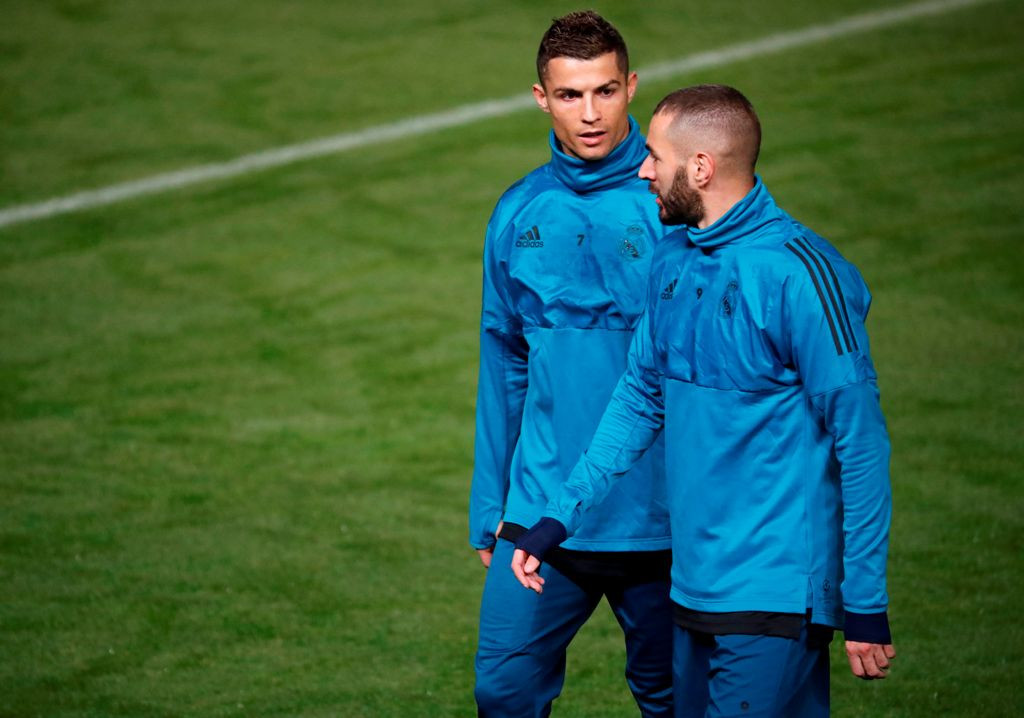 Karim Benzema dan Cristiano Ronaldo (Foto: AFP)