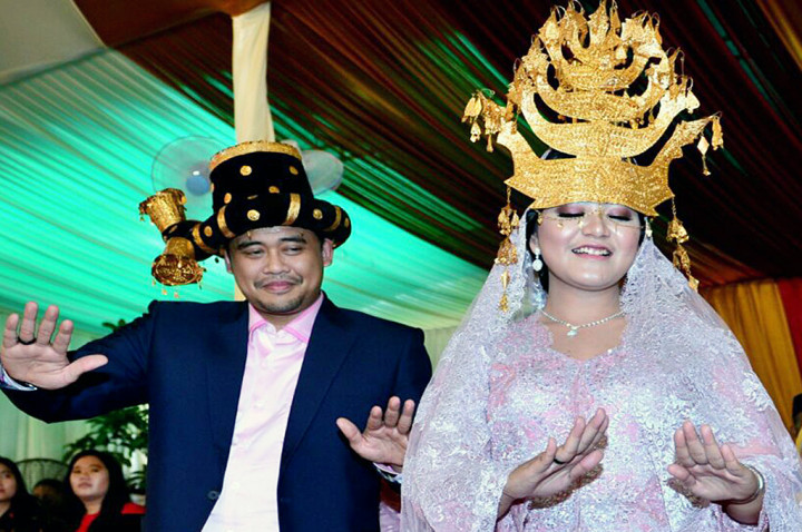 Tamu Resepsi dan Pesta Adat Kahiyang-Bobby Wajib Bawa Undangan