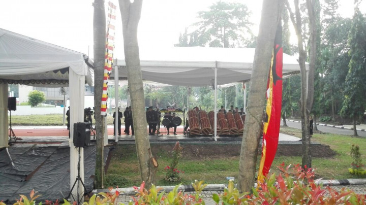 Acara Adat Kahiyang-Bobby Diawali Pemotongan Kerbau