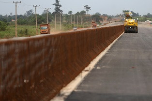 <i>Tidak Ada Transfer Aset Negara ke Asing</i>