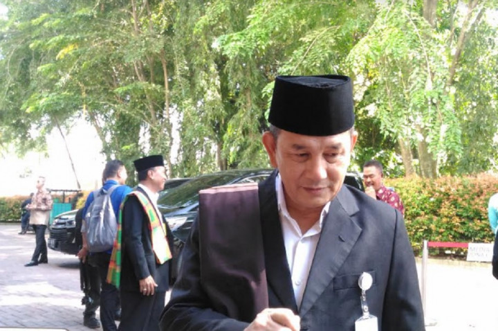 Kahiyang dan Bobby tak Ikut <i>Manortor</i> Hari Ini