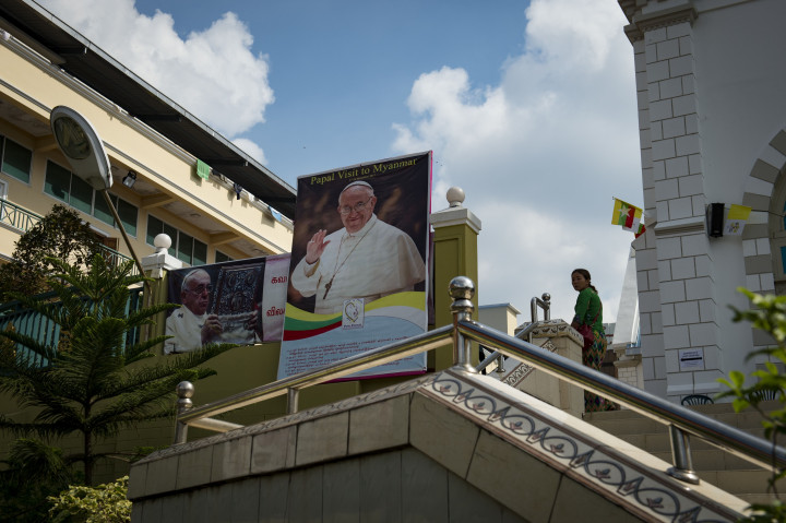 Lihat Kondisi Rohingya, Paus Fransiskus Sambangi Myanmar dan Bangladesh
