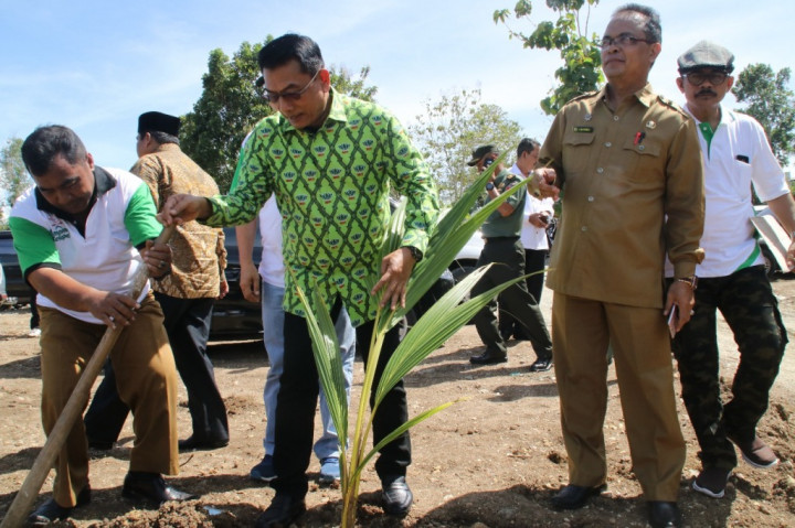Moeldoko Yakin Industri Kelapa Bangkit Kembali