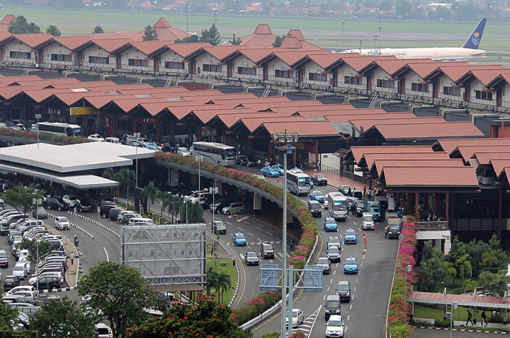Awal Desember, Bayar Parkir dengan e-Card di Bandara Soekarno-Hatta Diuji Coba