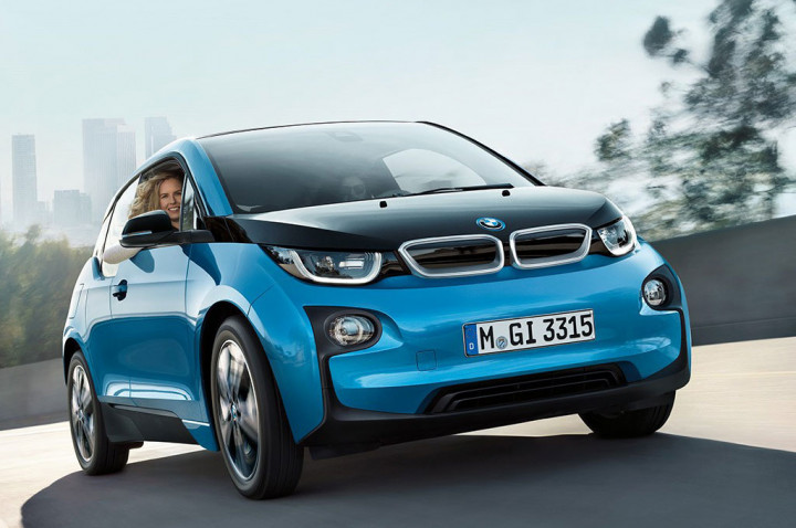 Jarak Bukan Halangan Bagi Mobil Listrik BMW