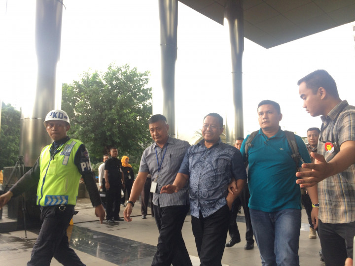 Empat Orang Terjaring OTT Anggota DPRD Jambi Tiba di KPK