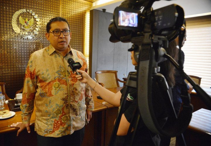 Privatisasi Aset Pelat Merah Lewat Bungkus <i>Holding</i> BUMN