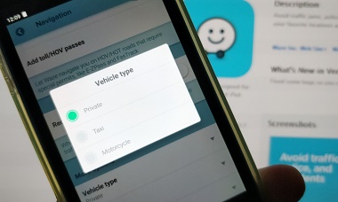 Waze Kini Bisa Pandu Perjalanan Pakai Sepeda Motor