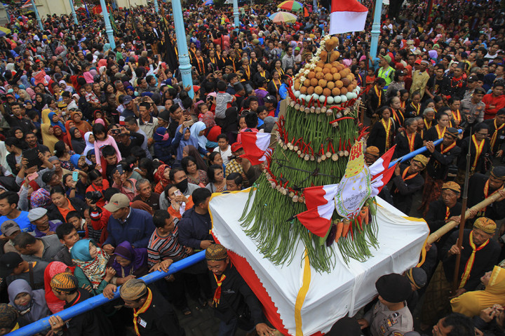 Tradisi Unik Peringatan Maulid Nabi di Nusantara