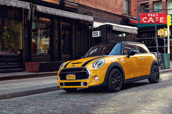 Penjualan MINI Didominasi Model 3 Pintu di Indonesia