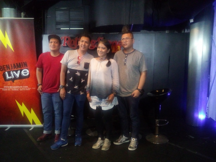 Bebas Bebas Aja, Lagu Kolaborasi Souljah dan Hivi!