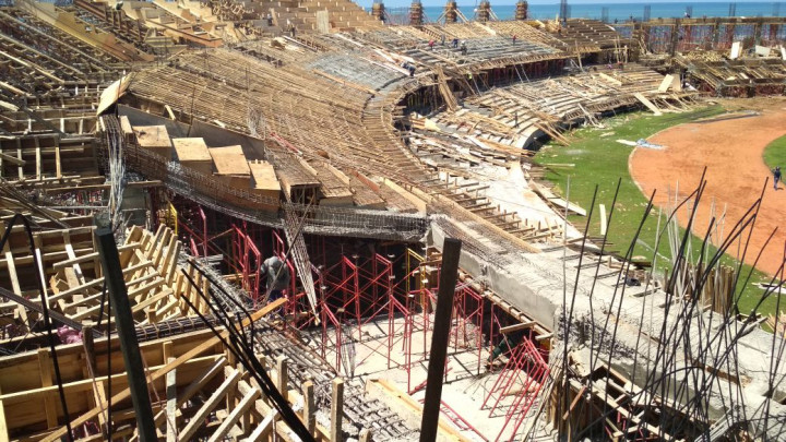 Dua Faktor Penyebab Stadion Barombong Makassar Roboh