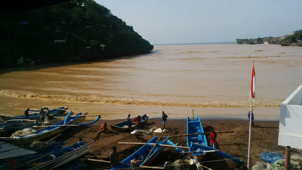 Pantai Baron Gunungkidul Kembali Dibuka Wisatawan Dilarang