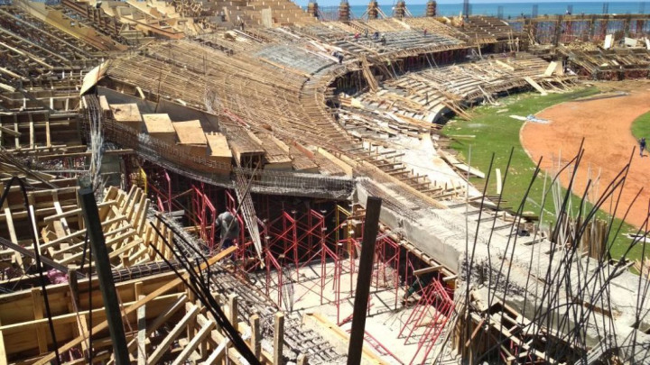 Polisi Selidiki Robohnya Bangunan Stadion Barombong Makassar
