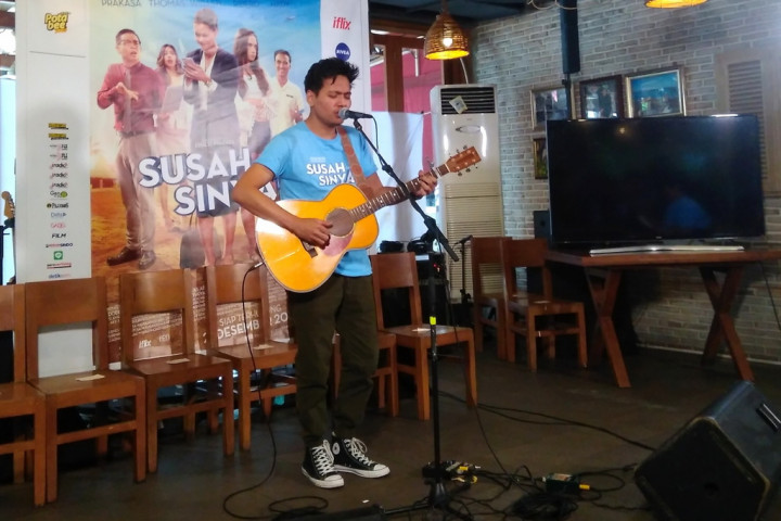 Susah Sinyal Gandeng Rendy Pandugo dan TheOvertunes untuk Isi Soundtrack