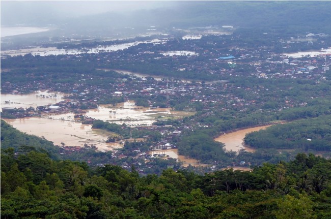 PLN Pastikan Jaringan Listrik di Pacitan Mulai Normal