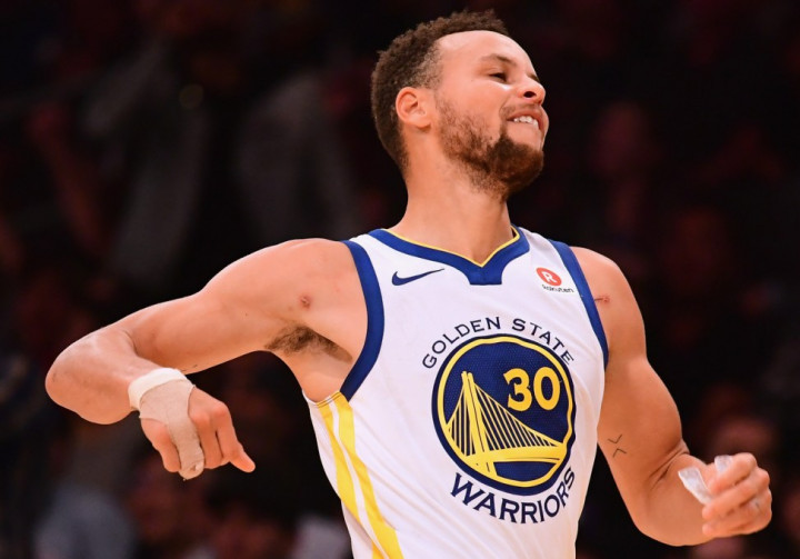Stephen Curry Absen Dua Pekan