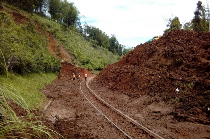 Dalam Sepekan, Longsor Terjadi di 61 Titik di Jabar