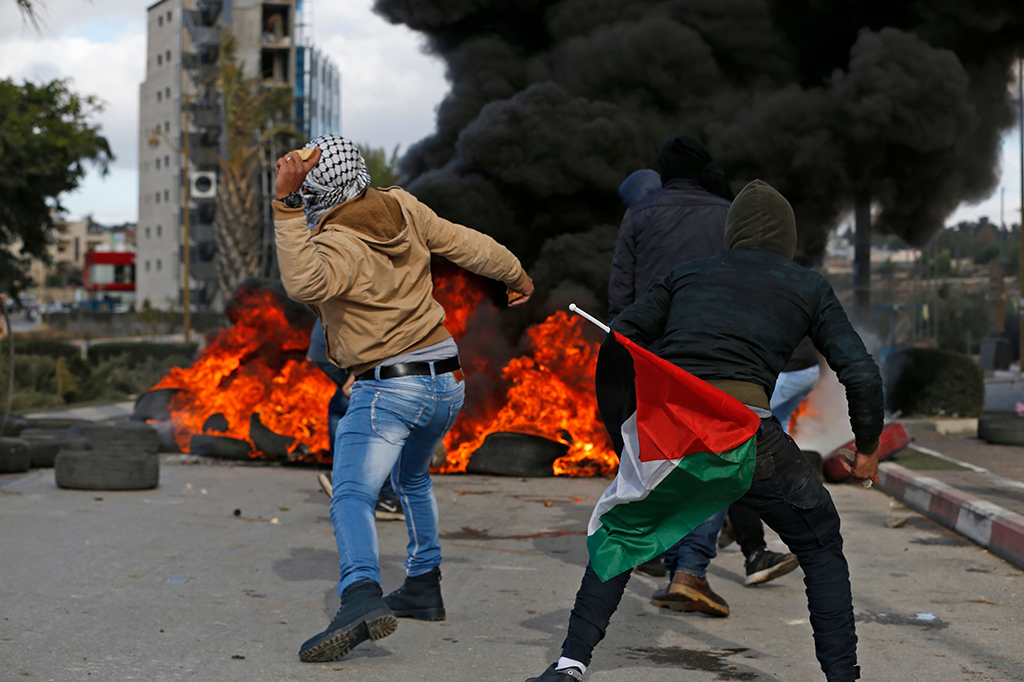 Keputusan Trump Soal Yerusalem Picu Bentrokan di Tepi Barat dan Gaza