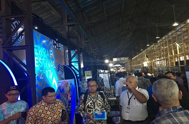 Delegasi BDF X Kagumi Produk Kreatif Pemuda RI di Bandung