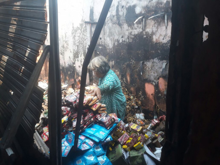 36 Kios di Pasar Cijerah Terbakar