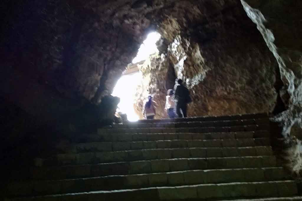 Wisata Gua Arwah yang Ramah Keluarga