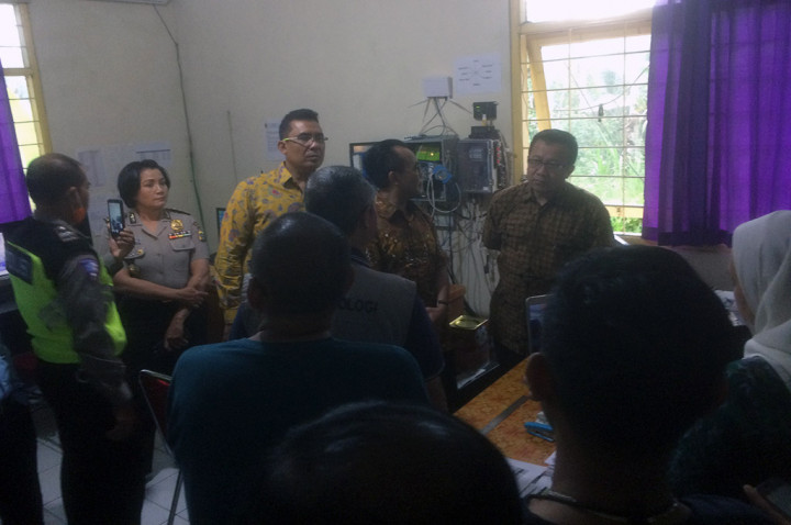 Panitia IMF Kunjungi Pos Pantau Gunung Agung