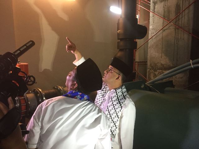 Anies : Gedung DPRD DKI Miring 20 Derajat