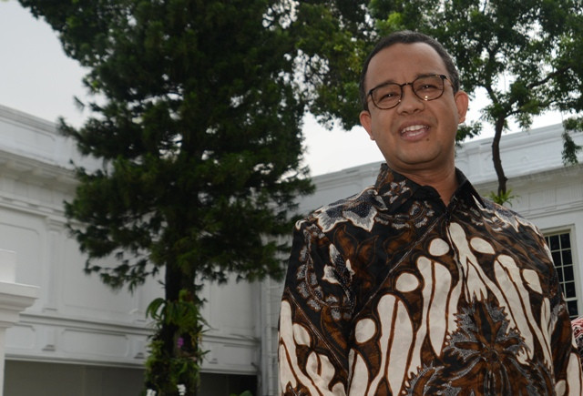 Anies Cabut Raperda Reklamasi