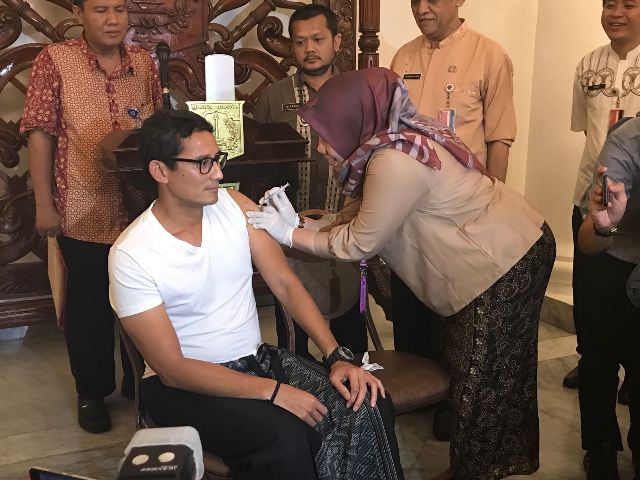 Sandiaga Imunisasi Vaksin Difteri