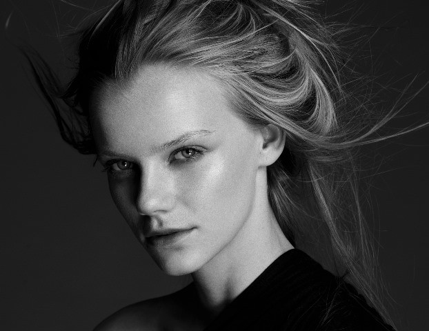 Cermati 6 Efek dari Prosedur Pelurusan Rambut di Salon