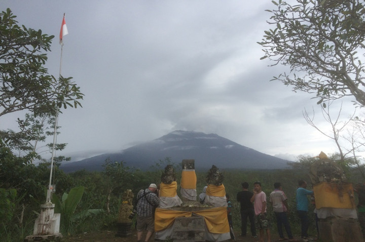 Status Vulkanik Gunung Agung belum Bisa Turun