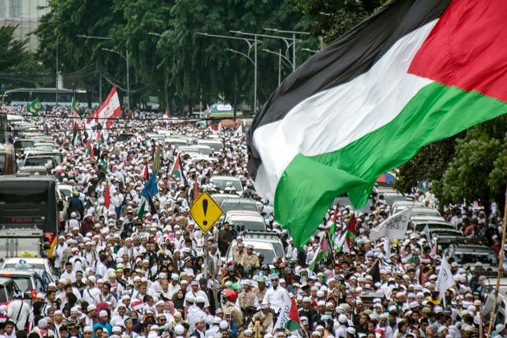 Massa Gelar Aksi Bela Palestina