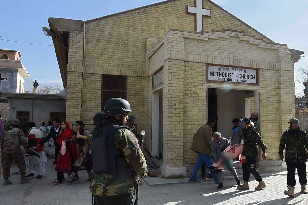 Bom Bunuh Diri Serang Gereja di Pakistan, 5 Tewas