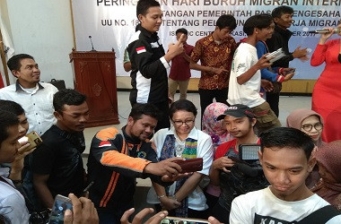 Menlu Retno Jamin Pemerintah Tingkatkan Perlindungan TKI