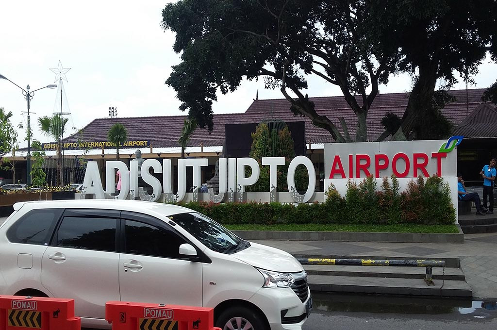Suasana di Bandara Adisutjipto, Yogyakarta -- MTVN/Ahmad Mustaqim