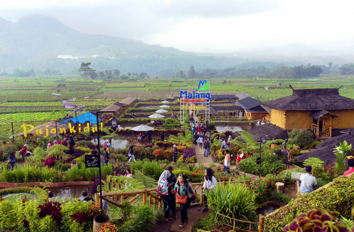 Cafe Sawah ala BUMDes