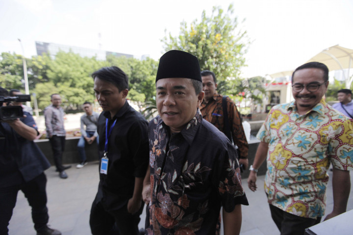 Akom Sebut Munaslub tak Mengukuhkan Airlangga