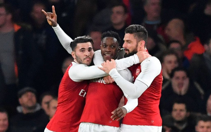 Gol Tunggal Welbeck Antarkan Arsenal ke Semifinal