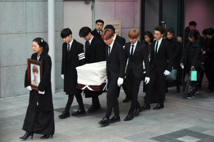 K-Pop Stars Carry Singer's Coffin after Suicide